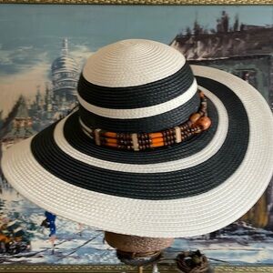 New Striking Gonzalez Woven Wide Brimmed Striped Beaded Trim Hat
